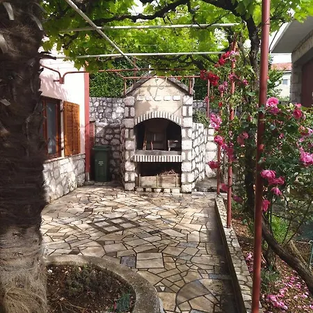 Meri Apartment